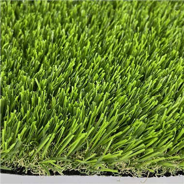 Zöld gyep szintetikus fű